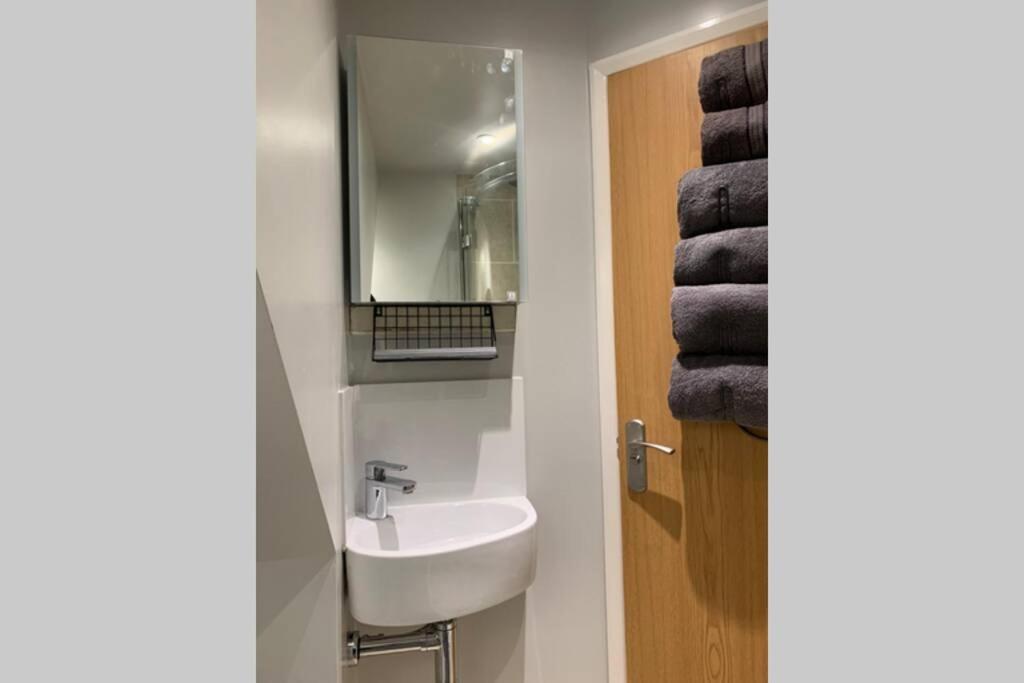 The Annex @ 3 East Town Cottages West Ashton Екстер'єр фото
